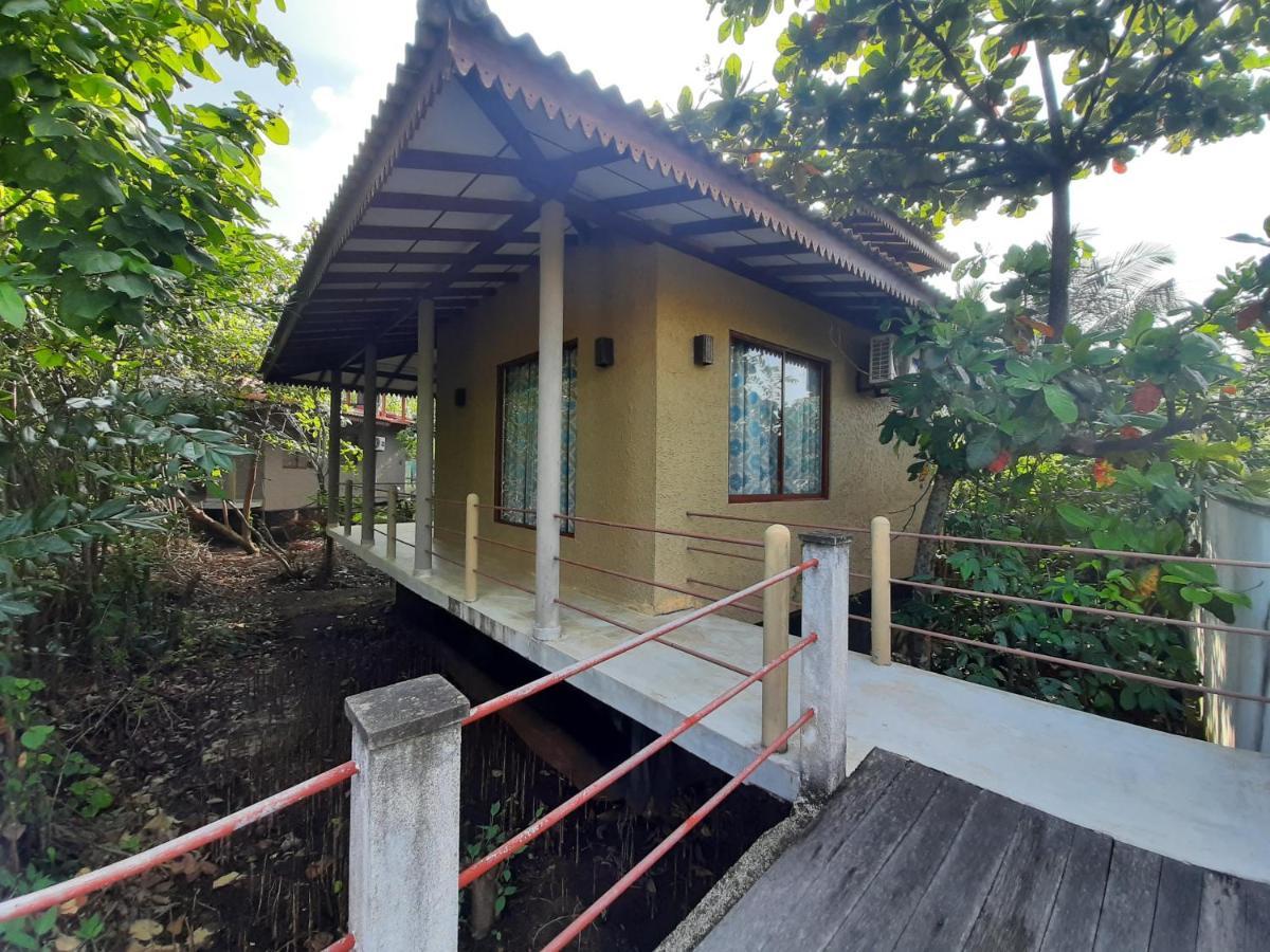 Bed and Breakfast Mass Eco Cabana Yoga & Spa - Unawatuna Exterior foto